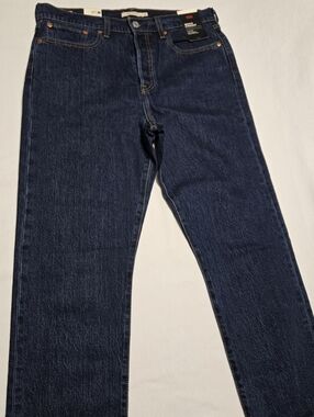 NWT Levi's Women's Wedgie Straight Dark Wash High Waist Jeans size 31